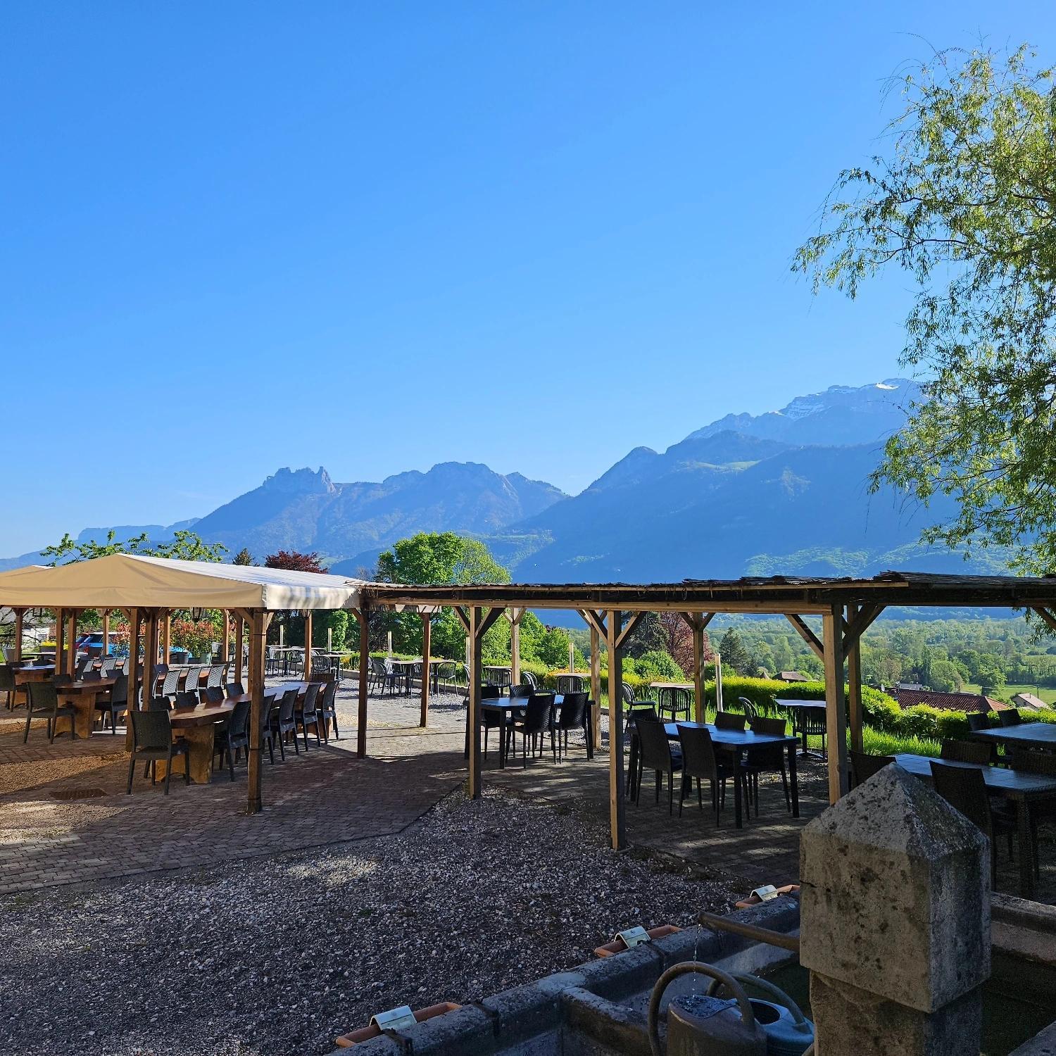 Auberge De Pontgibaud Lathuile المظهر الخارجي الصورة